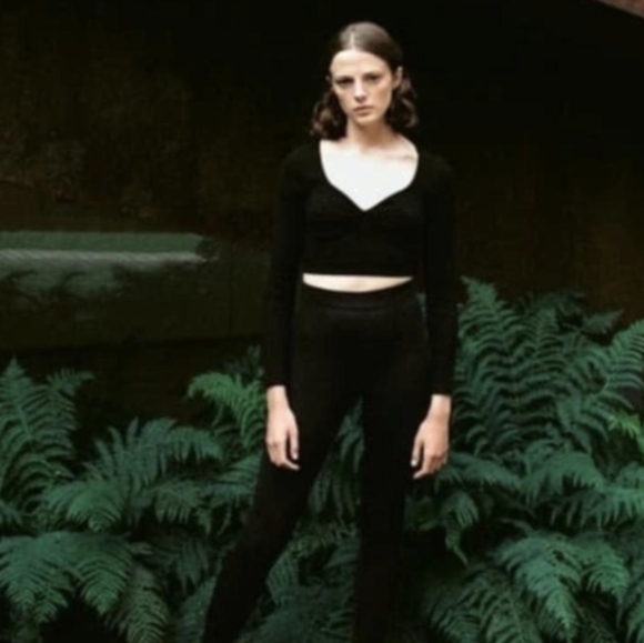 Zara Black Sweetheart Crop Top - Picture 2 of 5